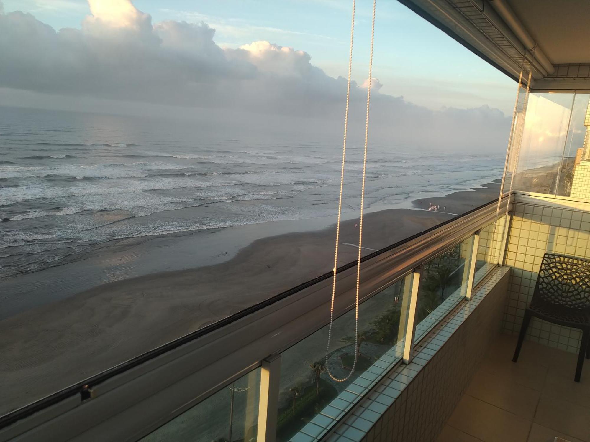 Apartamento Frente Mar Pe Na Areia Praia Grande  Exterior foto